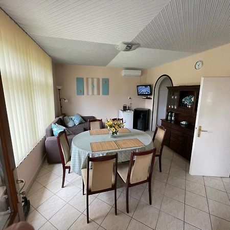 Villa Agnes Nyaralohaz à Balatonmáriafürdő Extérieur photo